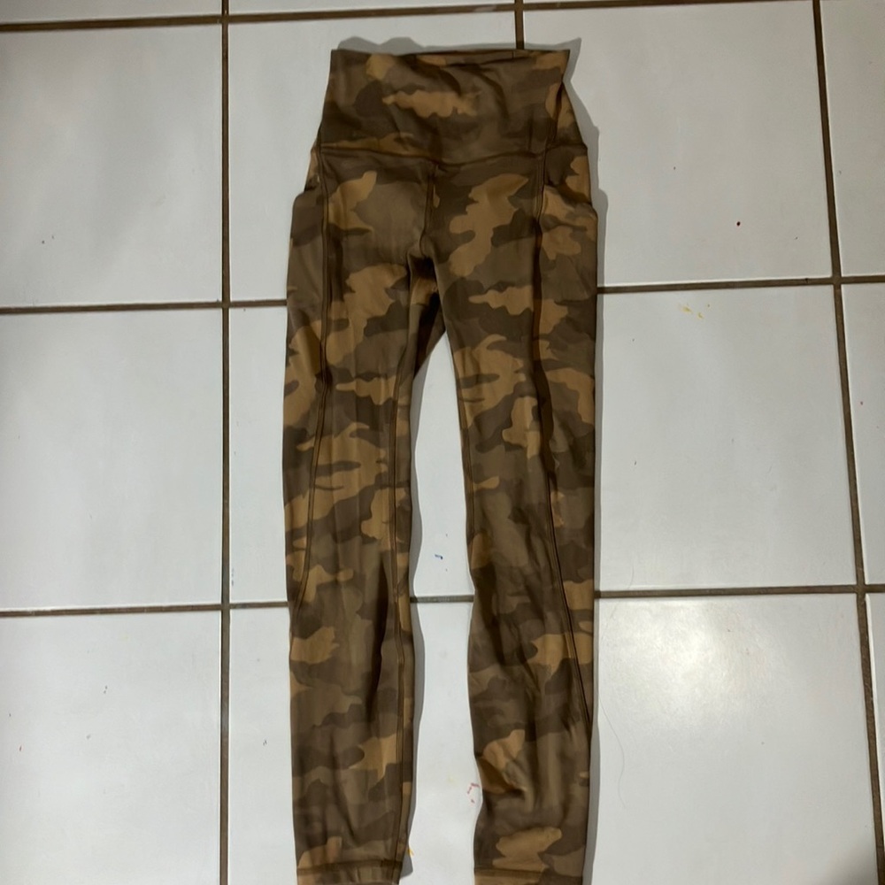 Lululemon camo leggings